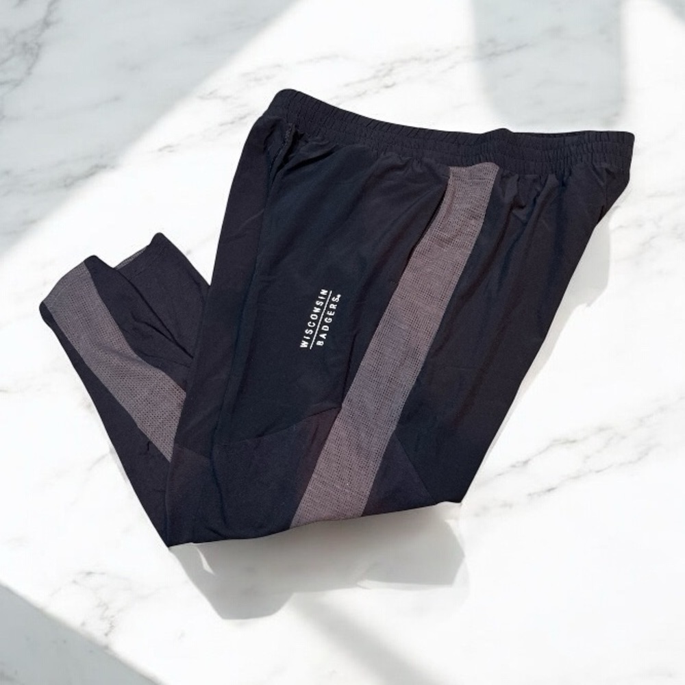 Women’s Under Armour Workout Pants (XL) WI Badgers